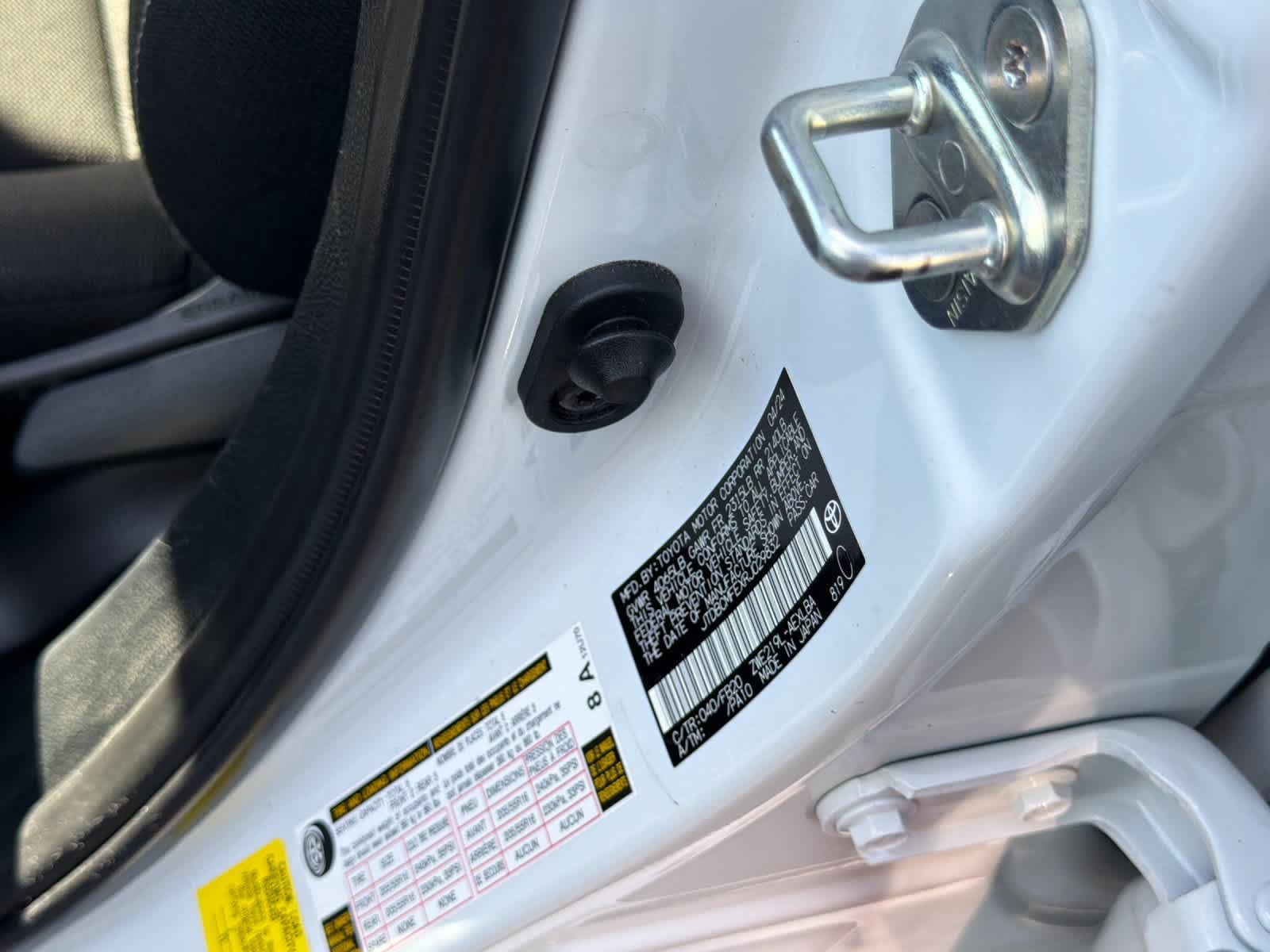 Used 2024 Toyota Corolla LE FWD image 31