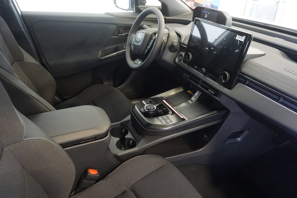 New 2026 Toyota C-HR AWD/4WD image 27