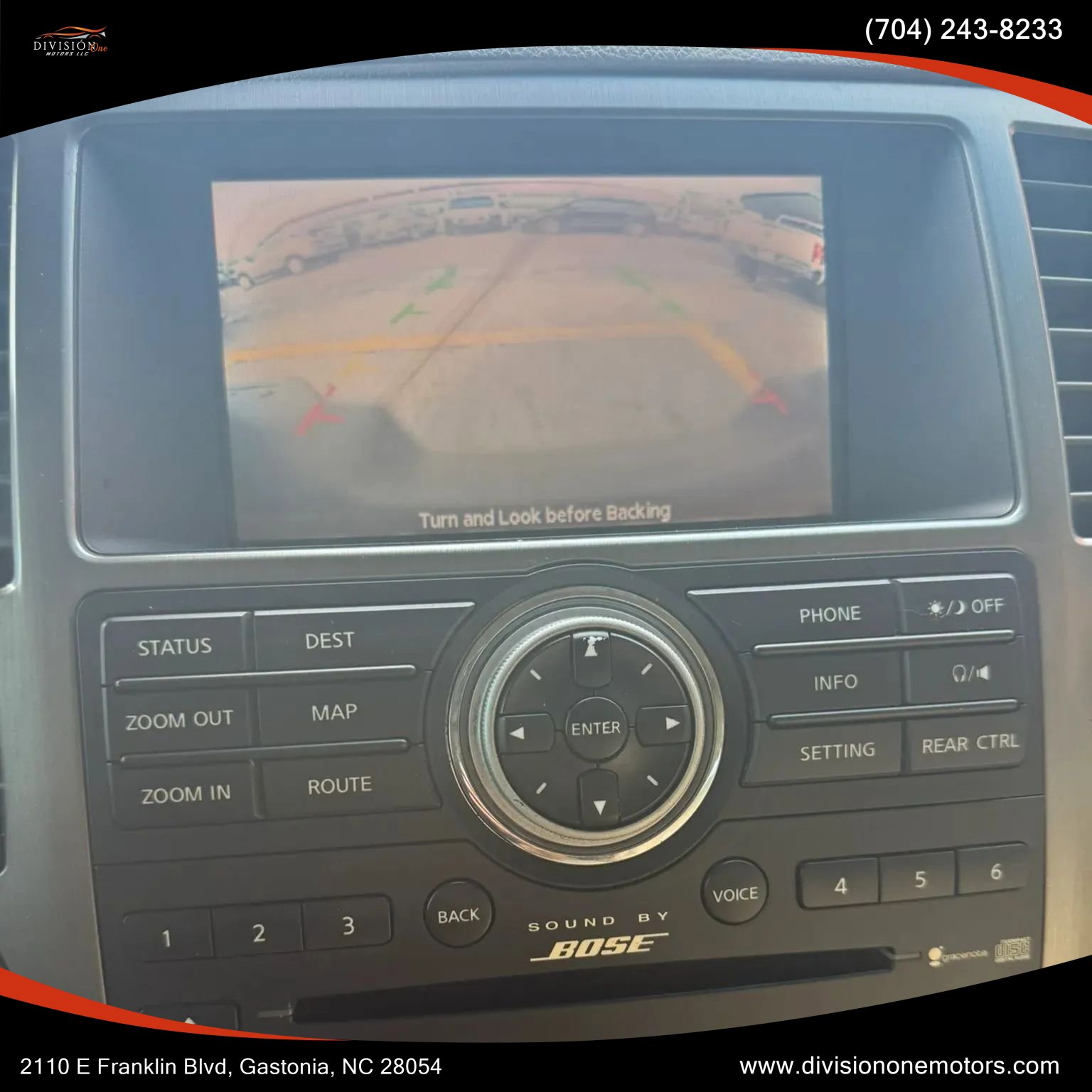 Used 2011 Nissan Armada Platinum w/ 2nd Row Captain Seat Pkg RWD image 12