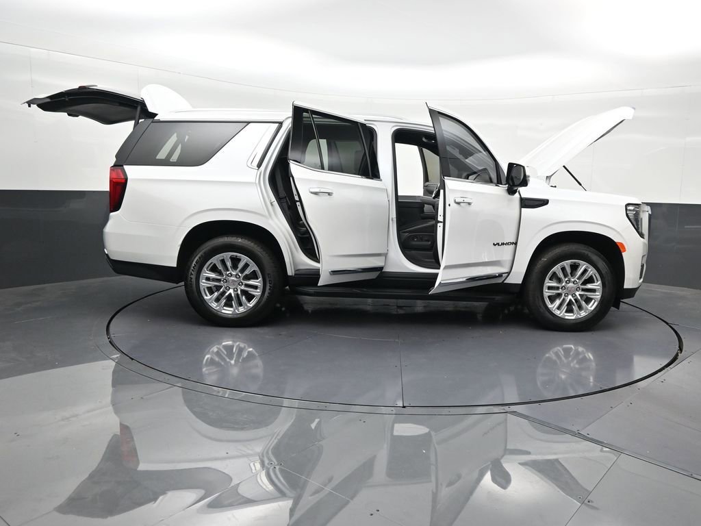 Used 2024 GMC Yukon SLT w/ SLT Luxury Package RWD image 27