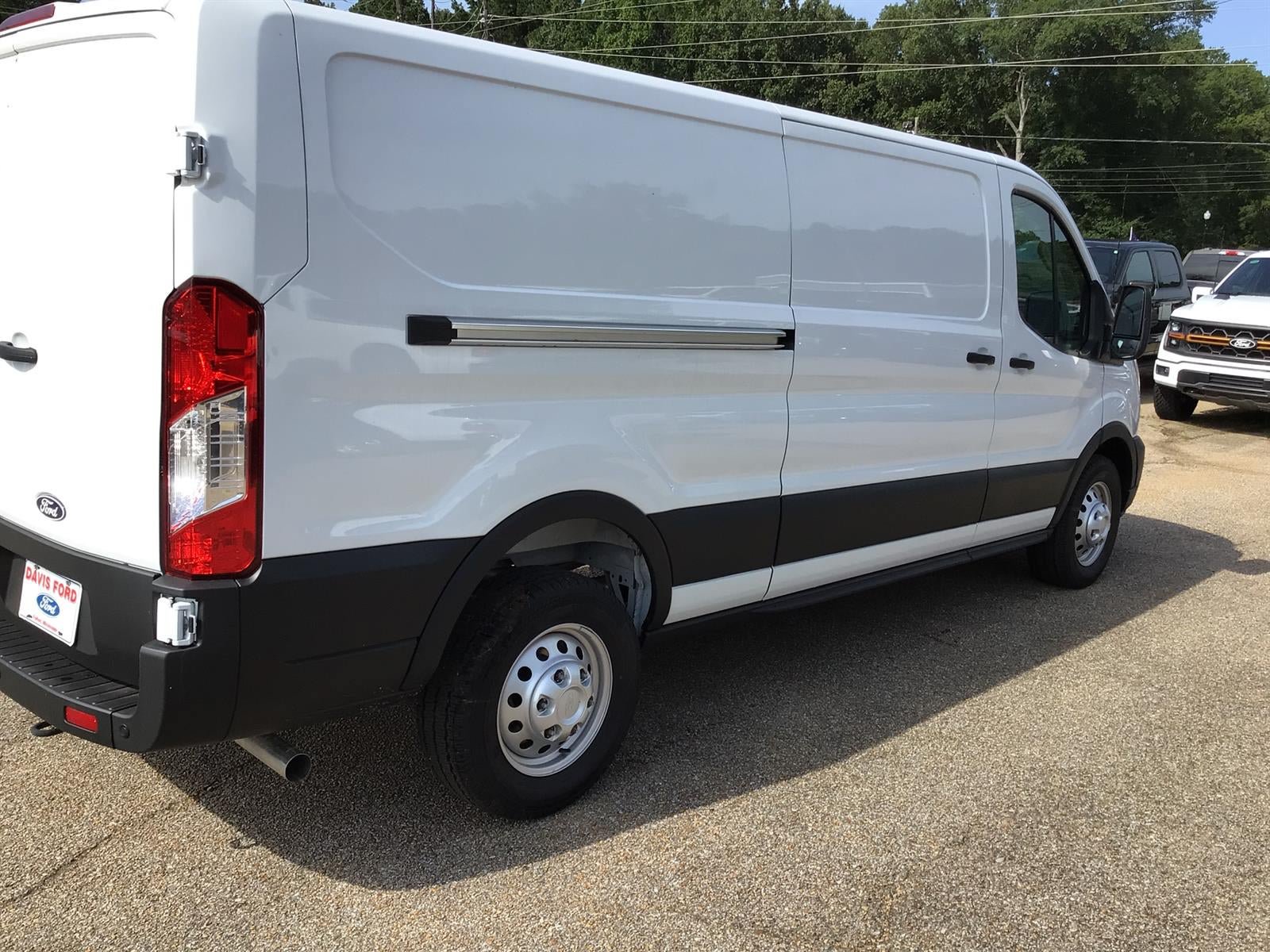 New 2026 Ford Transit 250 Low Roof AWD w/ Load Area Protection Package image 9