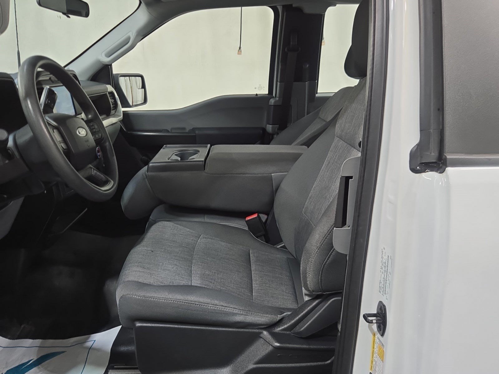 Used 2022 Ford F150 XL RWD image 13