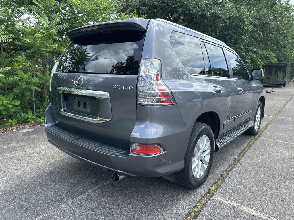Used 2018 Lexus GX 460 Premium w/ Premium Package AWD/4WD image 3