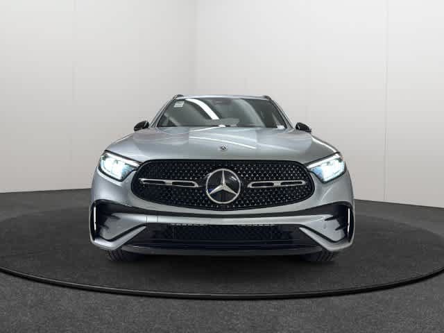 Certified 2026 Mercedes-Benz GLC 300 4MATIC image 2