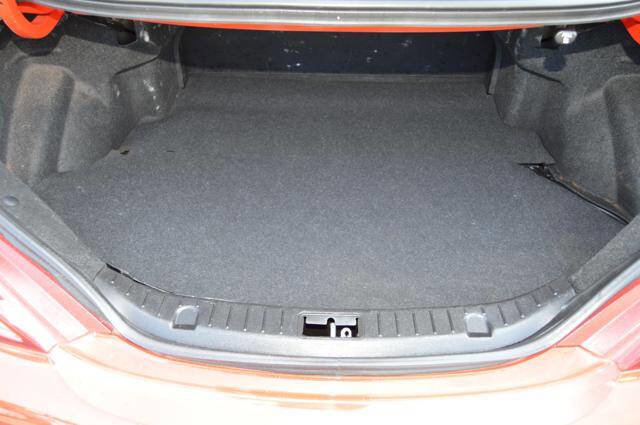 Used 2014 Hyundai Genesis 2.0T image 31