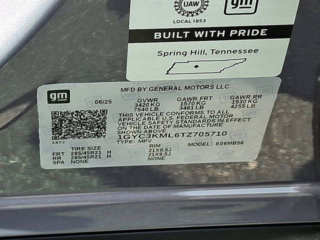 New 2026 Cadillac Vistiq Luxury w/ LPO, Floor Liner Package image 16