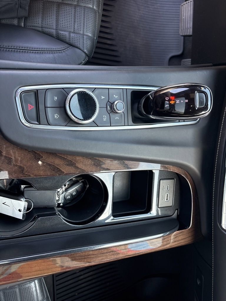 Used 2022 Cadillac Escalade Sport Platinum AWD/4WD image 21