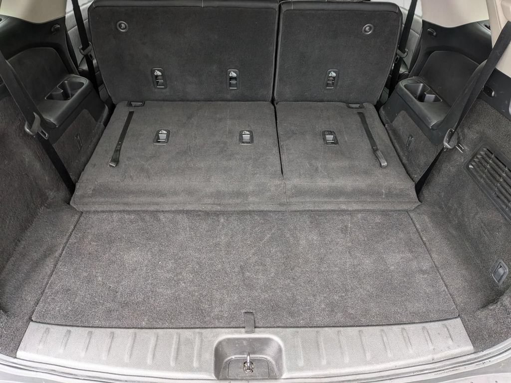 Used 2025 Nissan Pathfinder SV AWD/4WD image 43