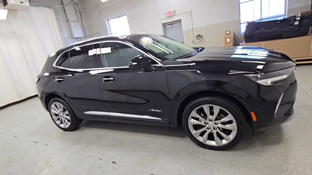 Certified 2023 Buick Envision Avenir AWD/4WD image 3