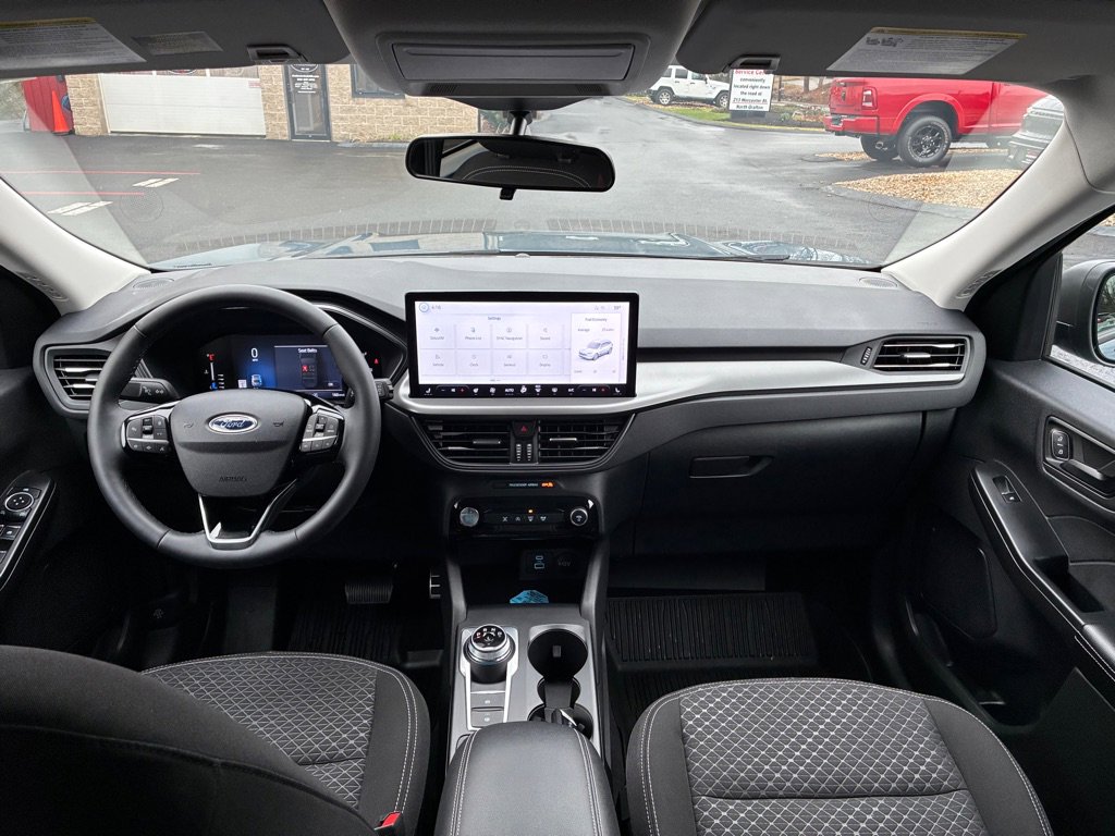 Used 2023 Ford Escape Active w/ Tech Pack #1 AWD/4WD image 16