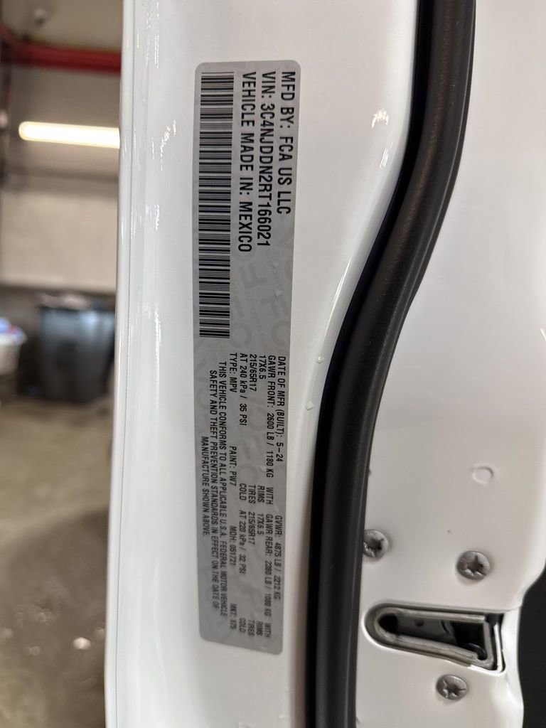 Used 2024 Jeep Compass Trailhawk w/ Trailhawk Convenience Group image 30