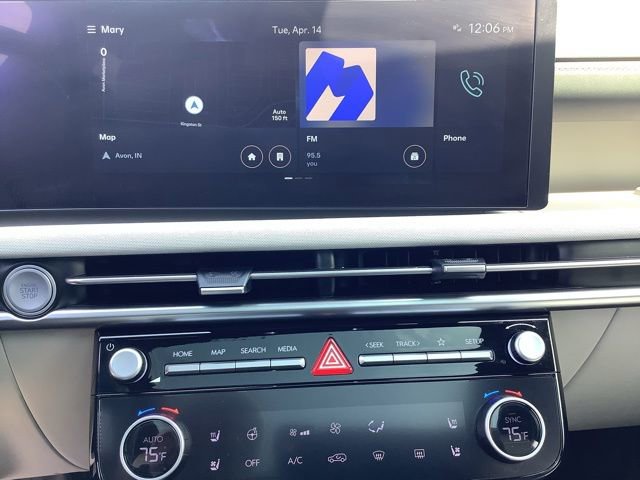 Used 2025 Hyundai Tucson Limited image 32