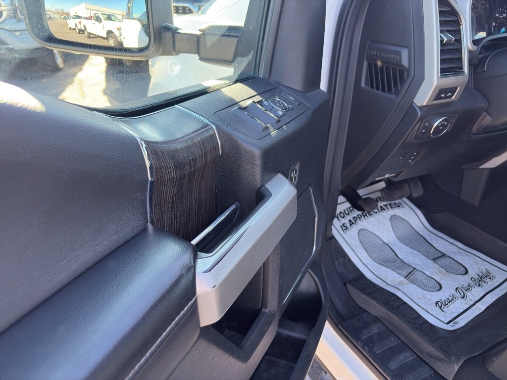Used 2021 Ford F350 Lariat w/ Lariat Ultimate Package AWD/4WD image 12