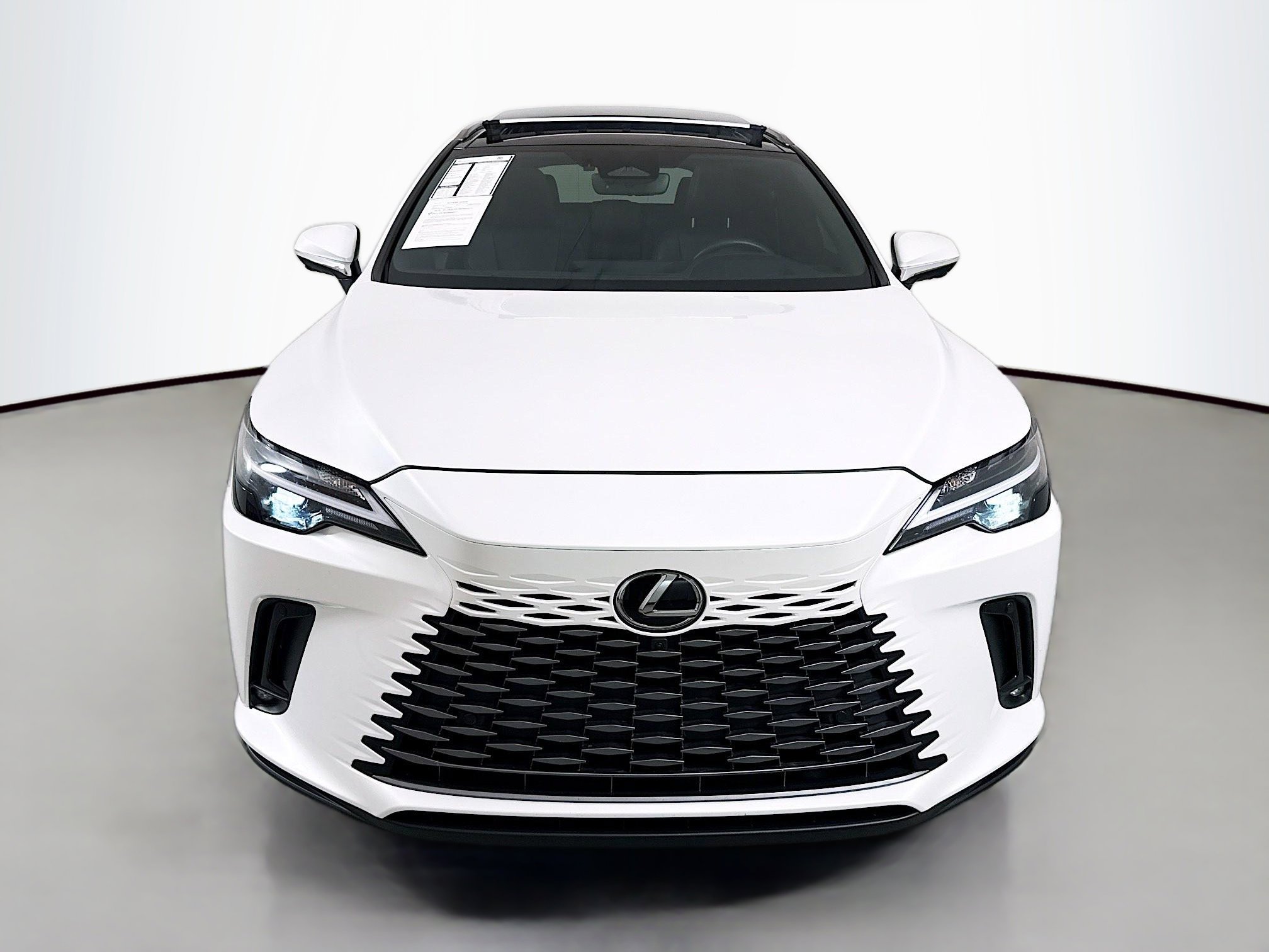 Used 2023 Lexus RX 350 w/ Accessory Package (Z1) image 2