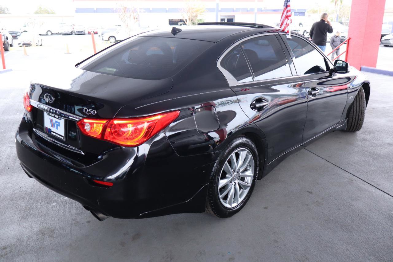 Used 2017 INFINITI Q50 3.0t Premium image 5