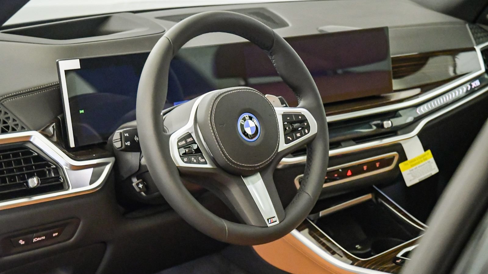 New 2026 BMW X5 xDrive50e w/ M Sport Package AWD/4WD image 19