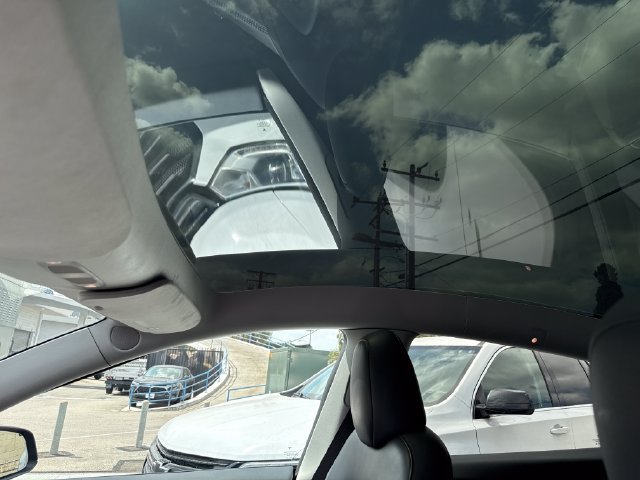 Used 2023 Tesla Model Y Long Range AWD/4WD image 21