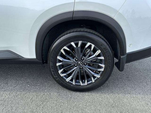 Certified 2025 Nissan Rogue SL w/ Tech Package image 21