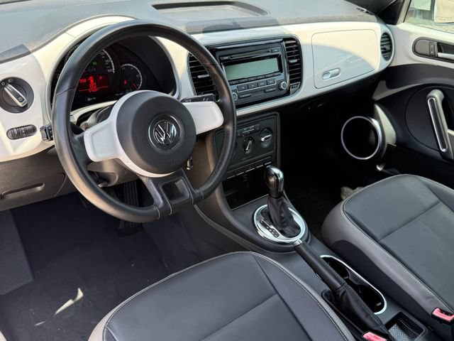 Used 2013 Volkswagen Beetle 2.5 FWD image 10