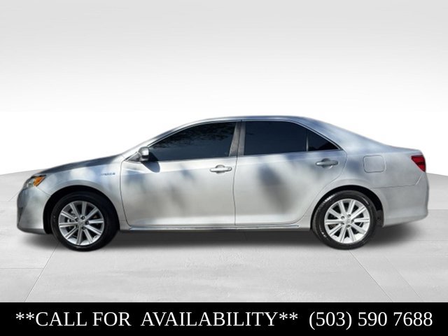 Used 2012 Toyota Camry XLE w/ Leather Pkg FWD image 2