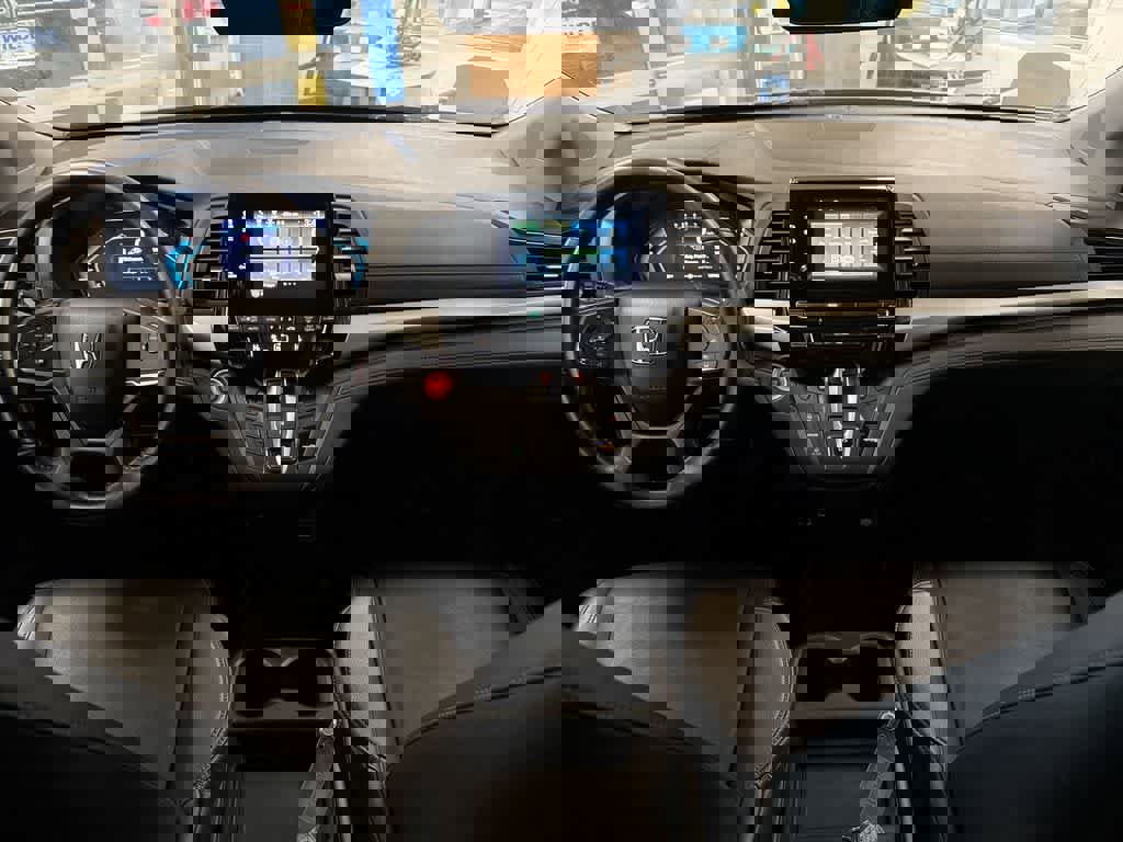 Used 2023 Honda Odyssey EX-L image 15