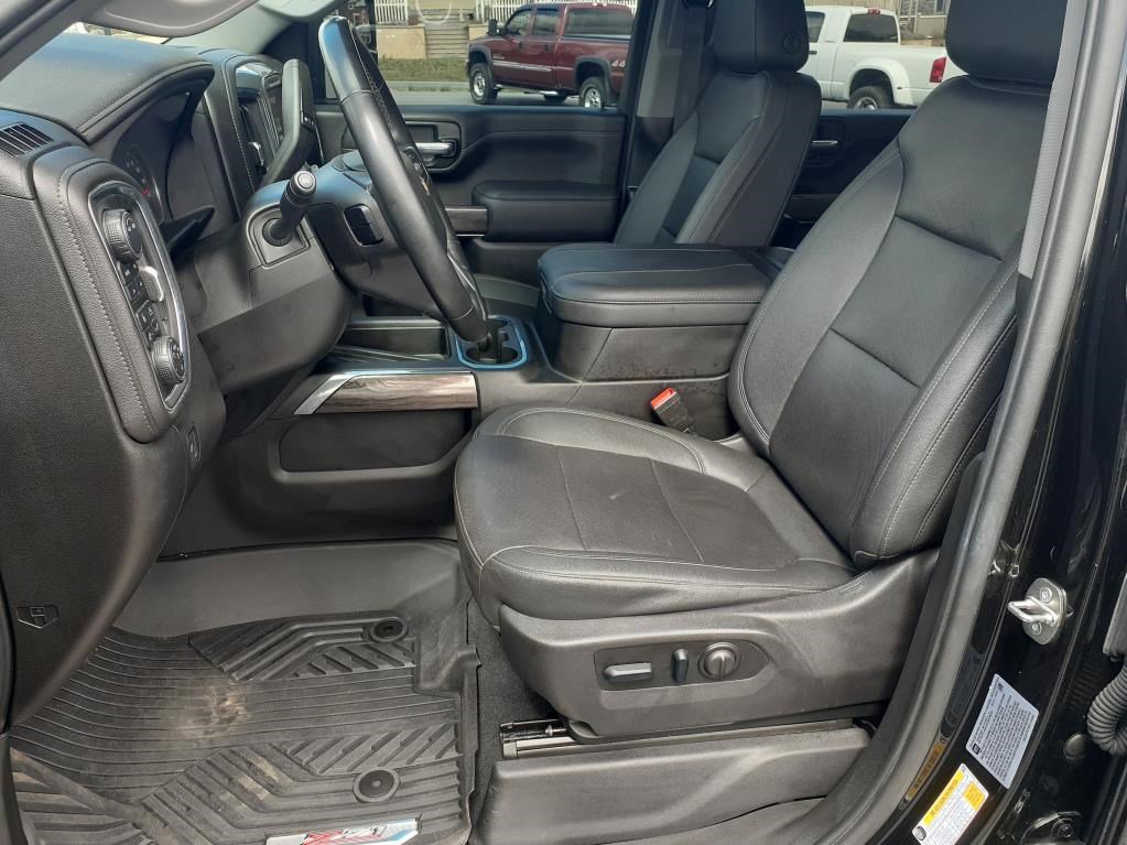 Used 2023 Chevrolet Silverado 2500 LTZ w/ LTZ Premium Package image 13