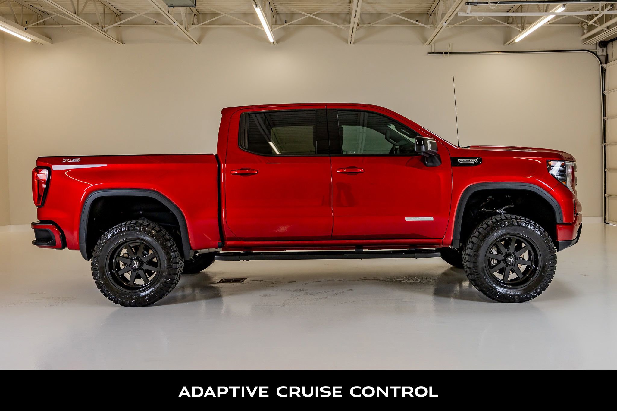 Used 2024 GMC Sierra 1500 Elevation w/ Elevation Premium Package AWD/4WD image 10