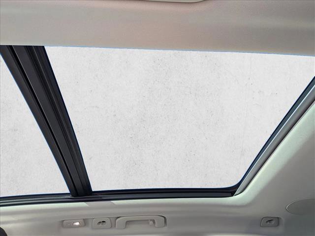 New 2026 Volvo XC60 B5 Ultra w/ Protection Package Premier image 18