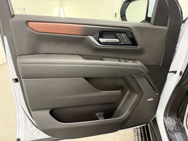 New 2026 GMC Yukon XL Denali w/ Sun & Power Step Package image 14