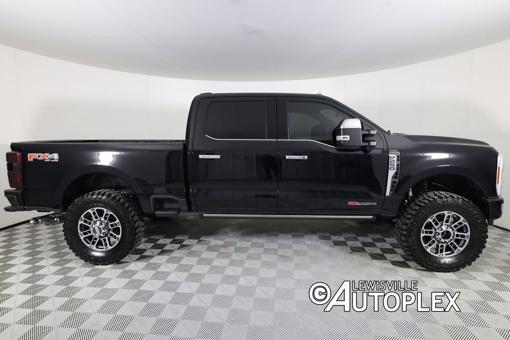 Used 2025 Ford F250 Platinum w/ Platinum Plus Package AWD/4WD image 4