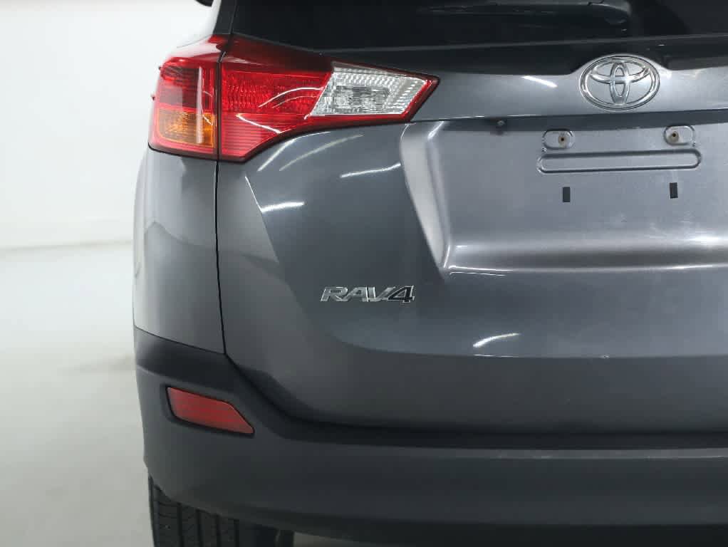 Used 2014 Toyota RAV4 Limited w/ Technology Package AWD/4WD image 43