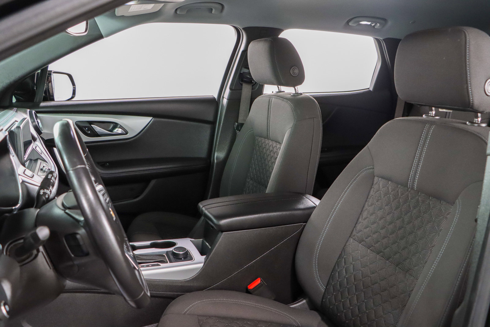 Used 2020 Chevrolet Blazer LT FWD image 23