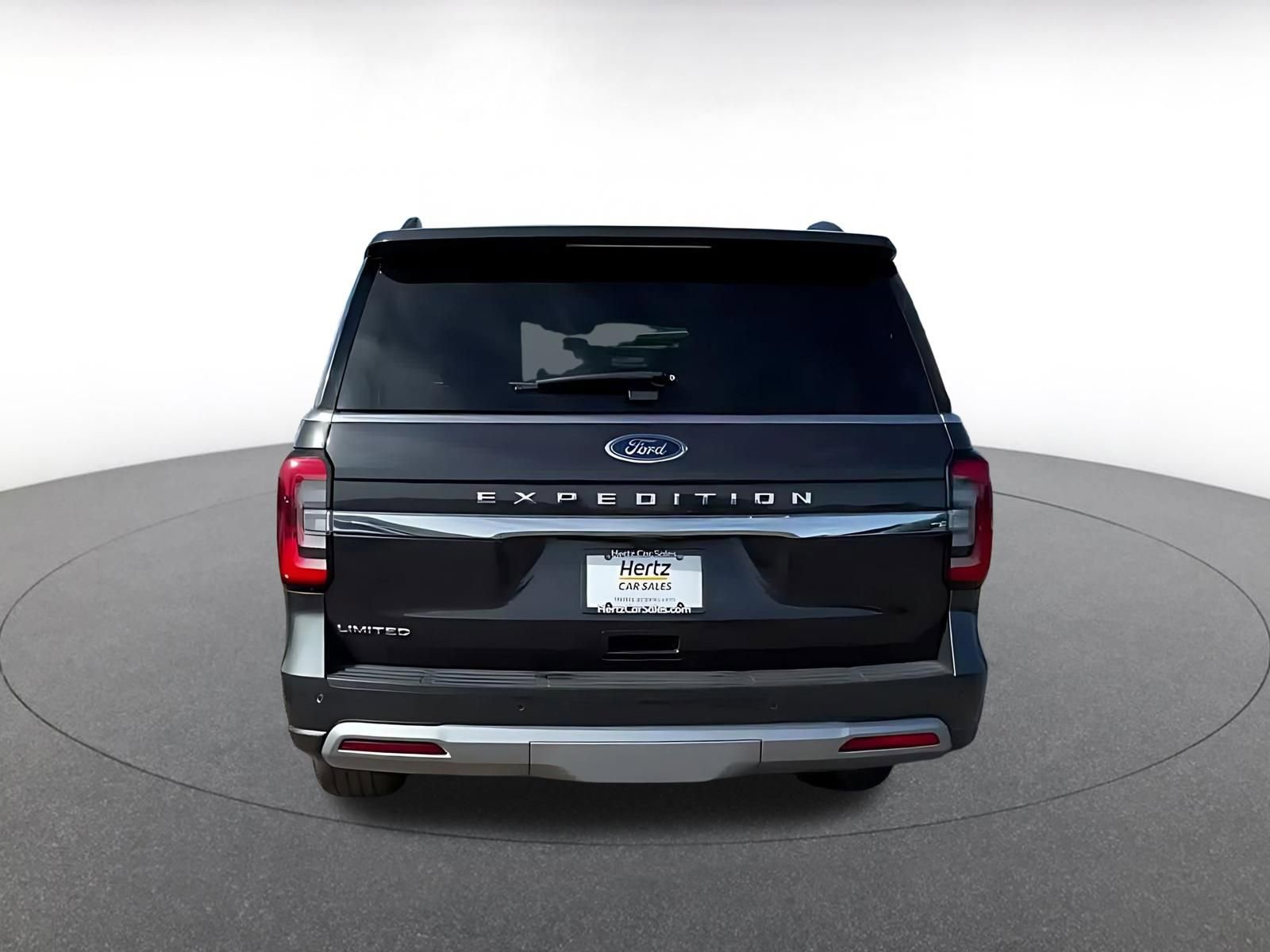 Used 2024 Ford Expedition Limited RWD image 12