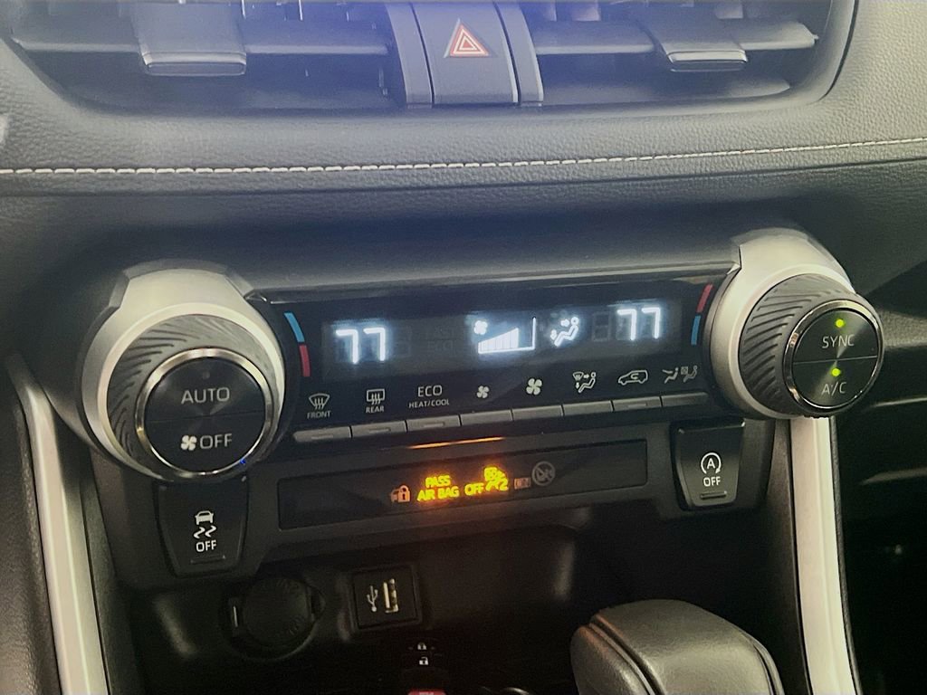 Certified 2025 Toyota RAV4 XLE AWD/4WD image 15