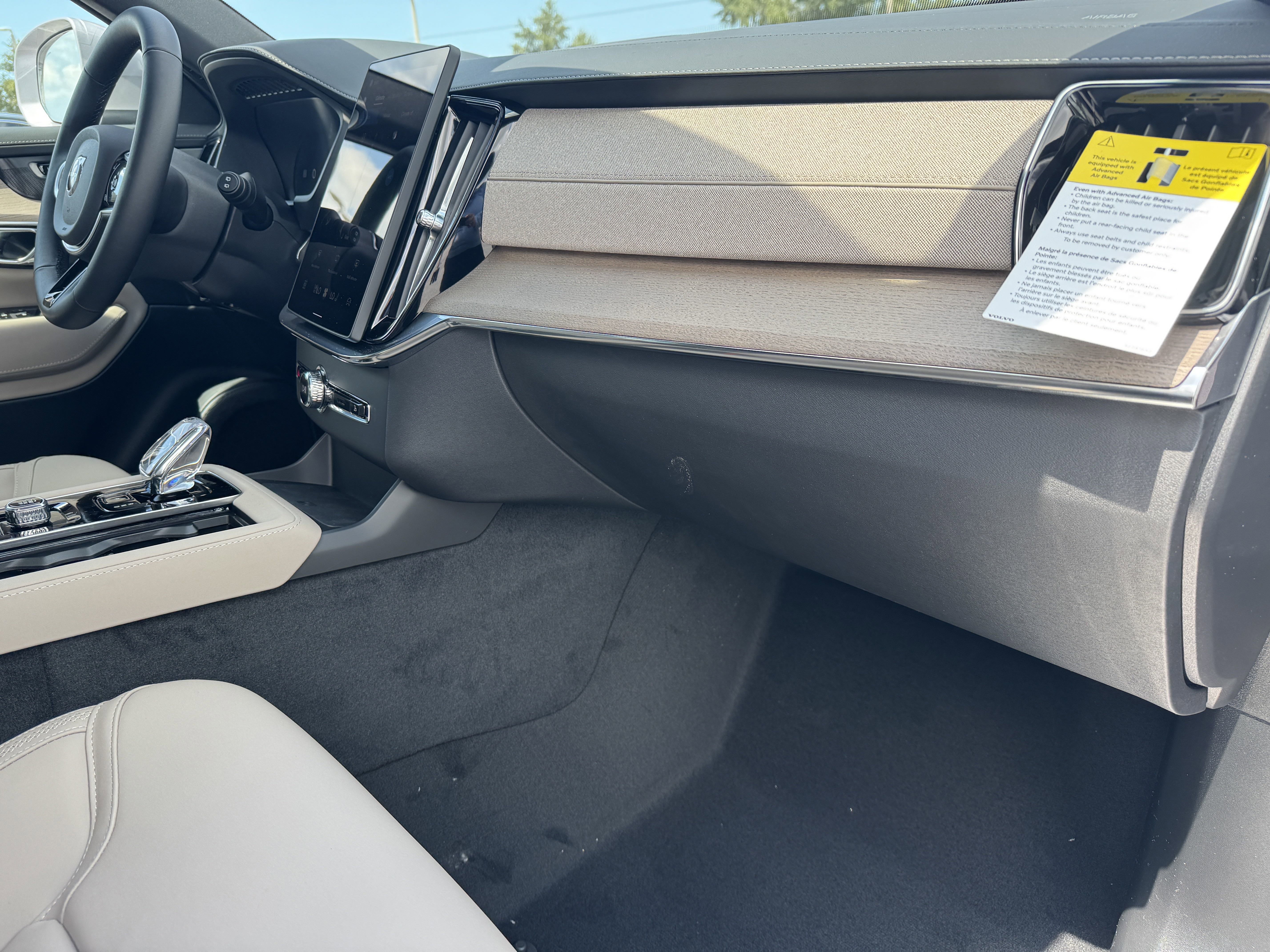 New 2026 Volvo XC90 B6 Plus image 12
