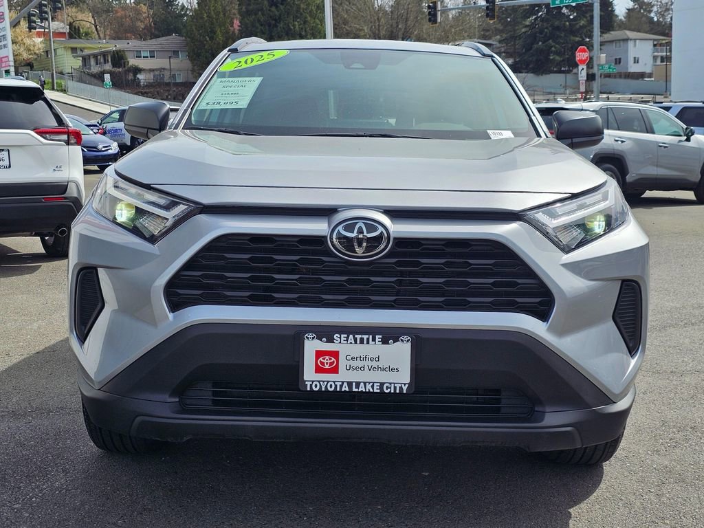 Certified 2025 Toyota RAV4 LE AWD/4WD image 3