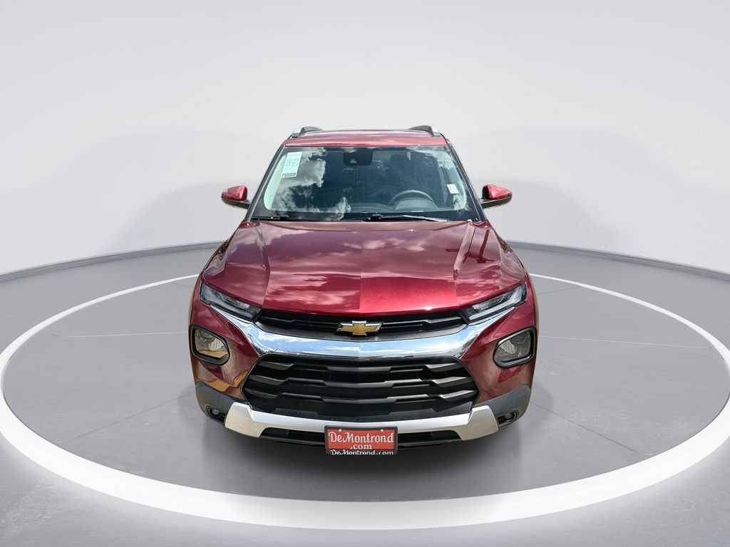Used 2023 Chevrolet TrailBlazer LT w/ Convenience Package AWD/4WD image 3