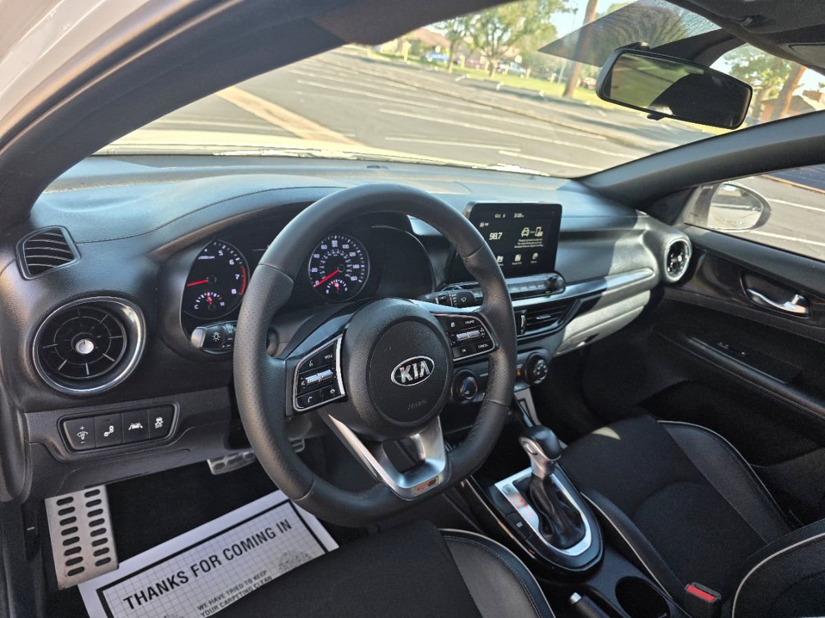 Used 2020 Kia Forte GT-Line image 29