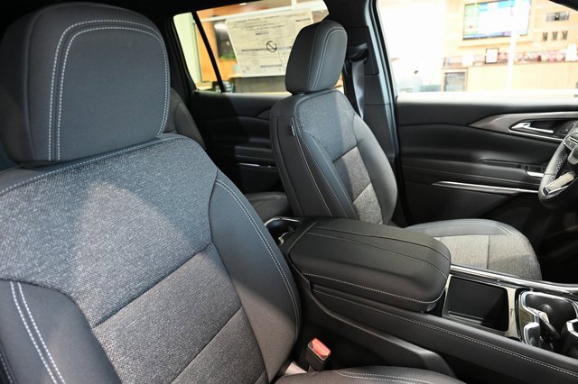 New 2026 Chevrolet Traverse LT w/ LPO, Floor Liner Package image 8