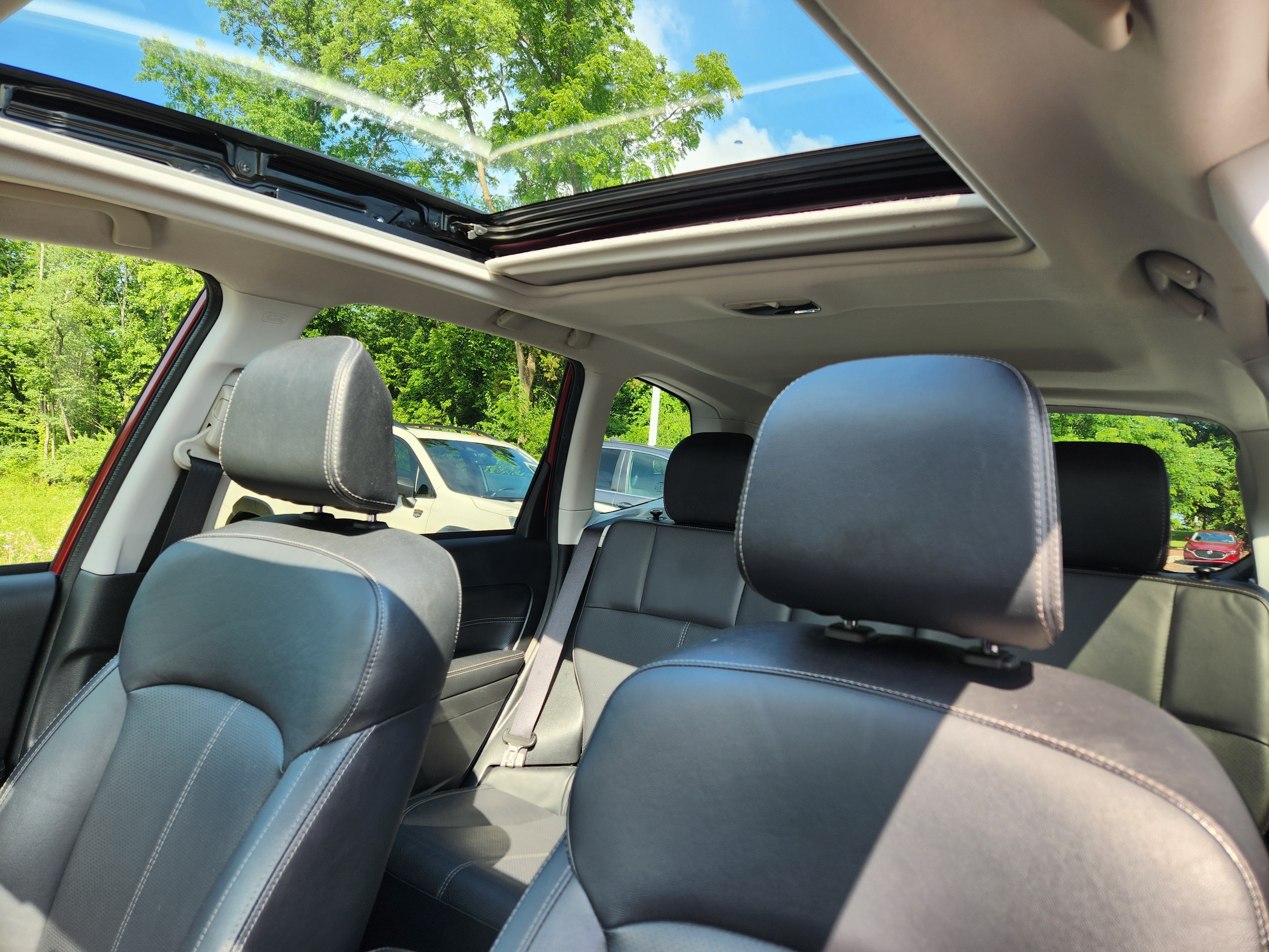 Used 2018 Subaru Forester 2.5i Touring AWD/4WD image 12