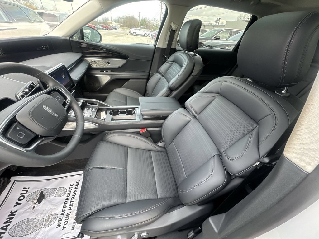 New 2026 Lincoln Nautilus Reserve AWD/4WD image 11