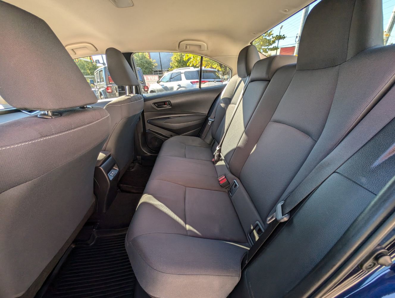 Used 2023 Toyota Corolla LE image 17