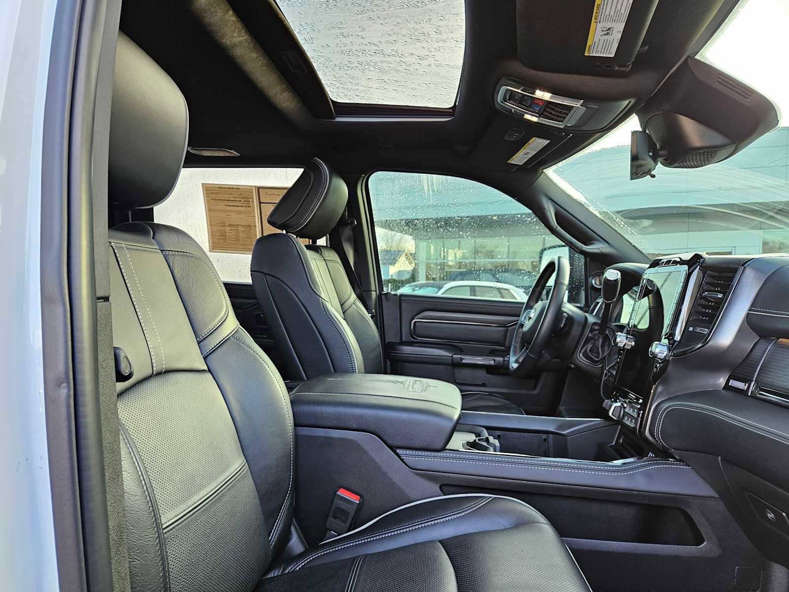 Used 2023 RAM 2500 Limited image 11