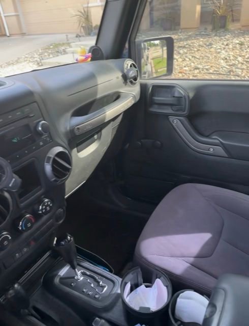 Used 2013 Jeep Wrangler Unlimited Sport image 5