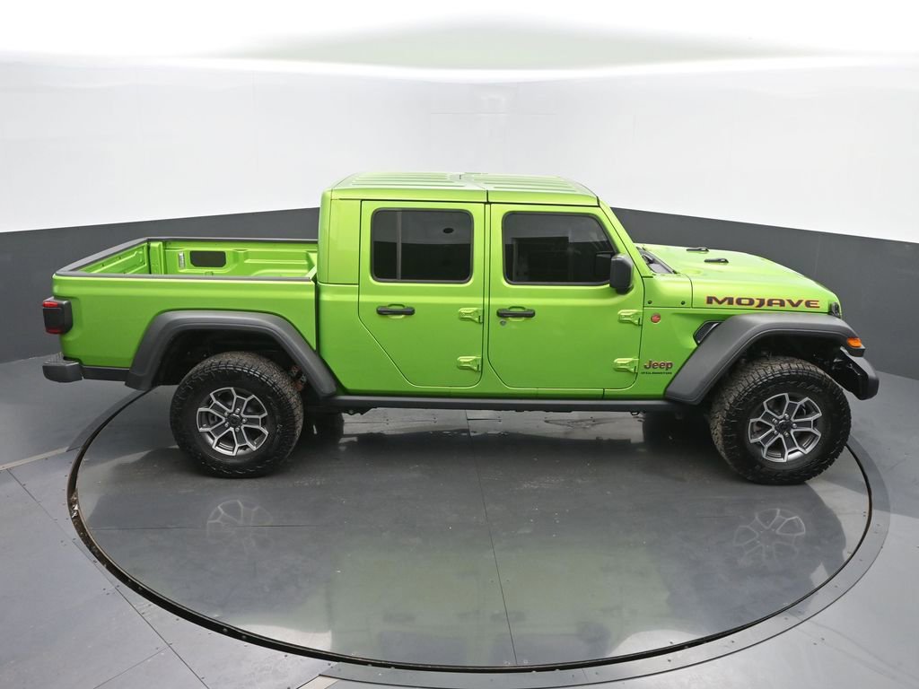 Used 2025 Jeep Gladiator Mojave w/ Safety Group image 43
