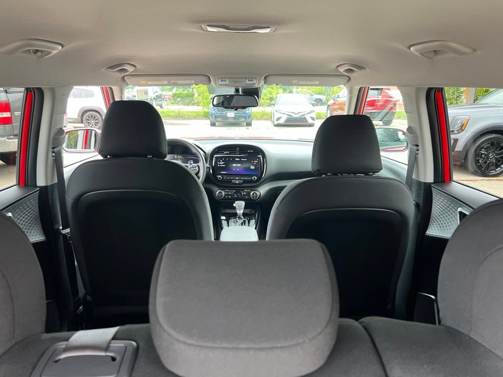 Certified 2023 Kia Soul S FWD image 13