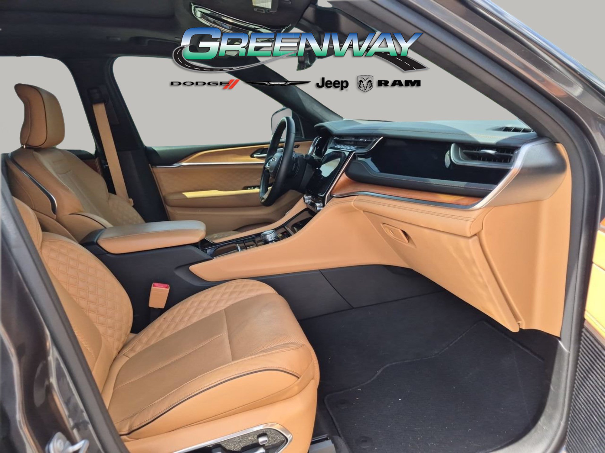 Used 2022 Jeep Grand Cherokee L Summit AWD/4WD image 8