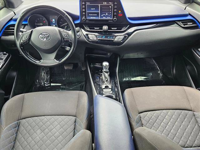 Used 2021 Toyota C-HR XLE FWD image 16