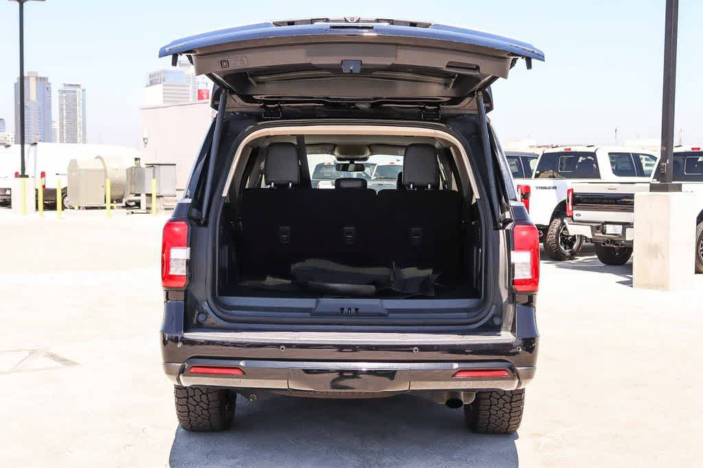 Used 2023 Ford Expedition Max XLT RWD image 28