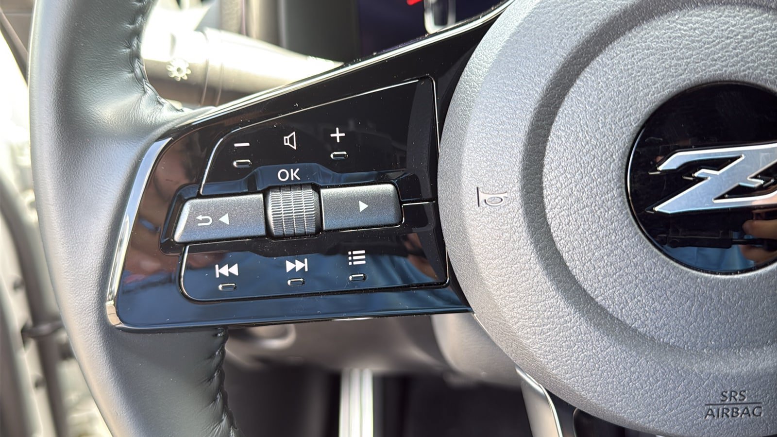 Used 2025 Nissan Z Performance w/ Floor Mat Package RWD image 10